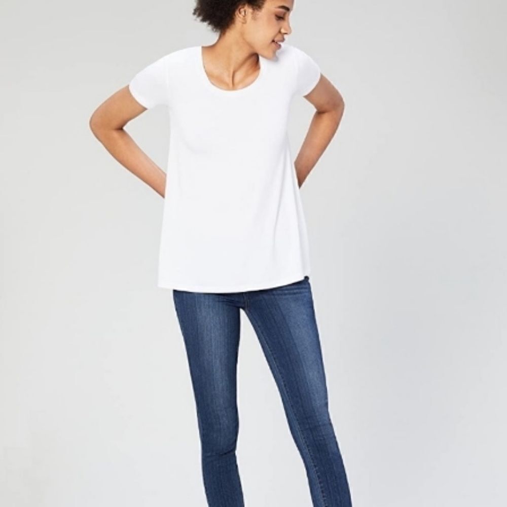 NWT daily ritual white tee